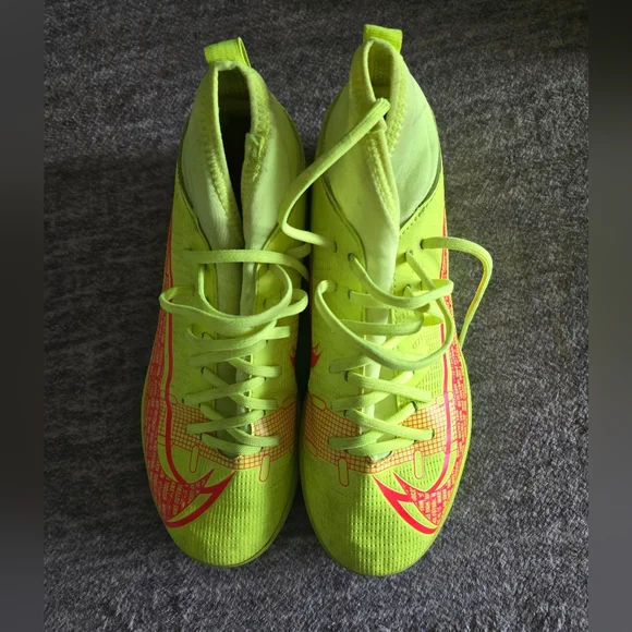 Nike | Shoes | Nike Kids Turf Shoes Vapor Neon Yellow And  display picture 1